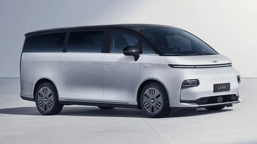 Premium MPV Hire Options Available in London image 4