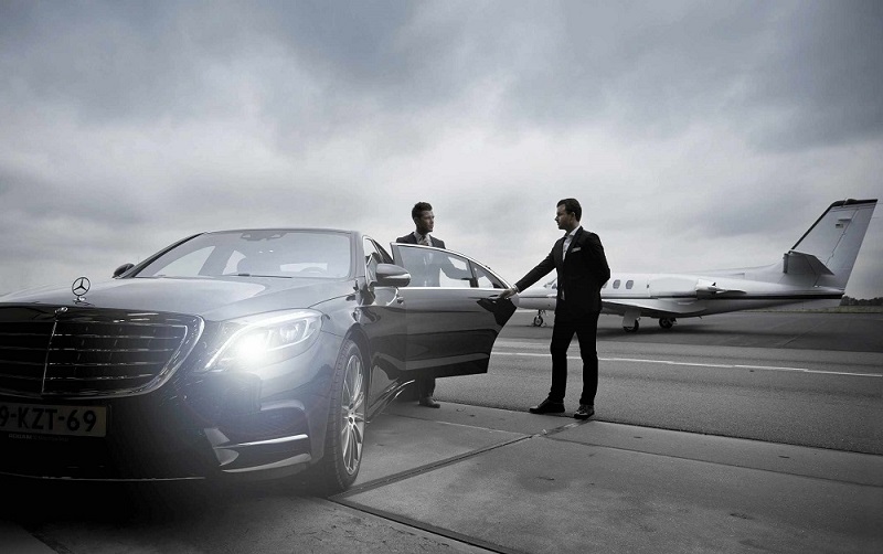 Heathrow airport chauffeur pickup